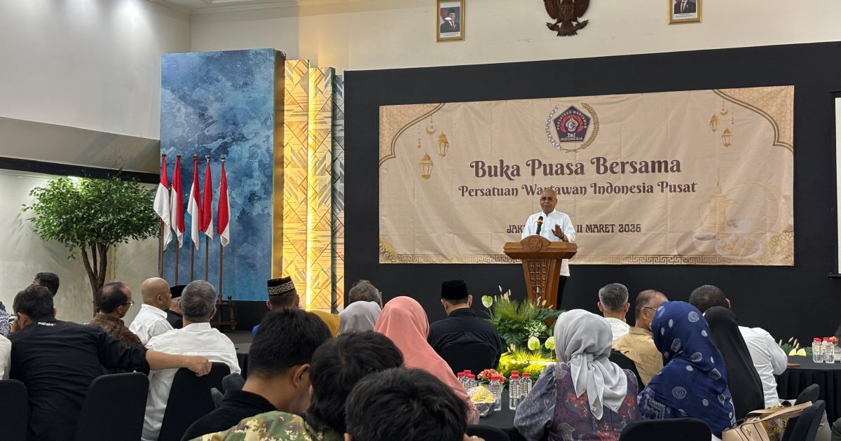 Buka Puasa PWI Pusat Jadi Momentum Refleksi Peran Wartawan, Akhmad Munir: Wartawan Harus Jaga Kesehatan Mental