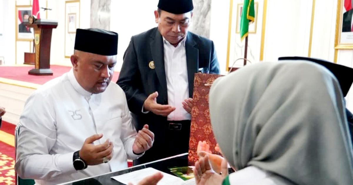 Bayar Zakat Langsung ke BAZNAS, Bupati Bogor Ajak ASN dan Warga Bergerak dari Bogor untuk Indonesia hingga Palestina
