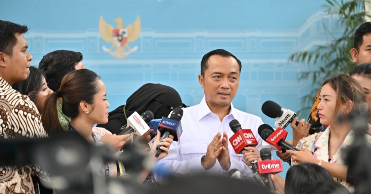 Menteri Sekretaris Negara, Prasetyo Hadi saat memberikan pernyataan kepadanpara Wartawan di Kompleks Istana Kepresidenan Jakarta, Rabu, 8 April 2026. (Foto: Humas Kemensetneg)