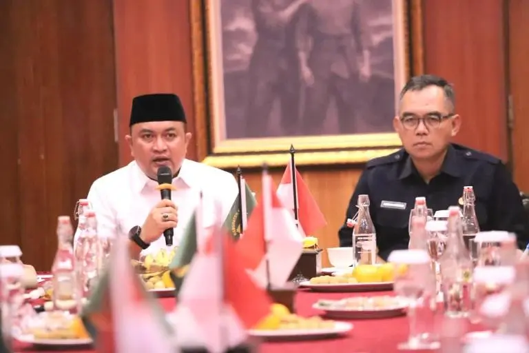 Perkuat Sistem Pengelolaan Kebersihan Terpadu, Bupati Rudy Susmanto Bentuk TRC Kebersihan