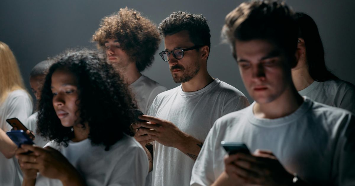 Kecerdasan Buatan dan Era Kreativitas Tanpa Batas: Siapkah Kita?