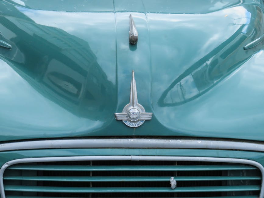 Deretan sepeda motor modern dengan desain futuristik dan fitur digital canggih yang dipamerkan dalam sebuah ajang otomotif internasional.