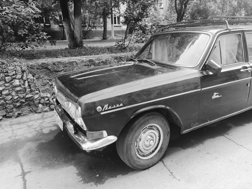 Deretan sepeda motor matik yang sedang terparkir rapi menunjukkan efisiensi desain dan teknologi mesin terbaru.